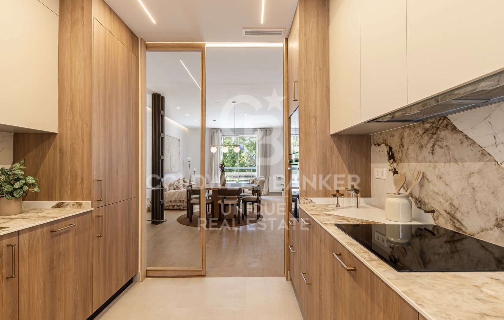 Fully refurbished flat with four bedrooms in Ibiza, Retiro