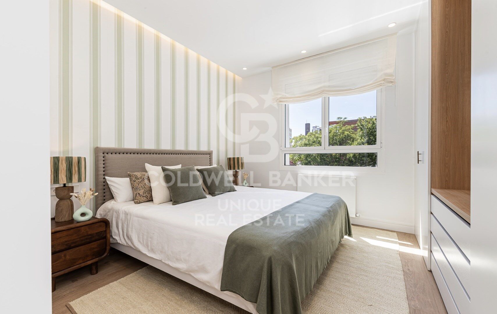 Fully refurbished flat with four bedrooms in Ibiza, Retiro