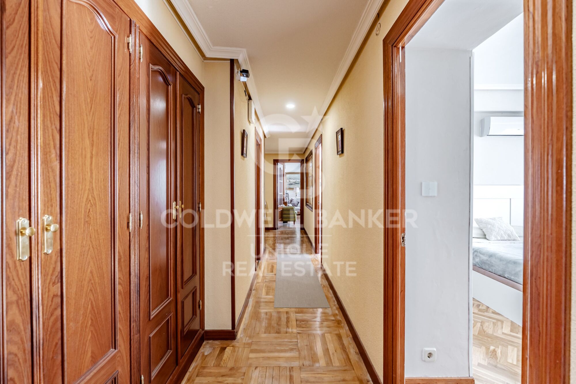 Flat 4 Bedrooms Sale Madrid