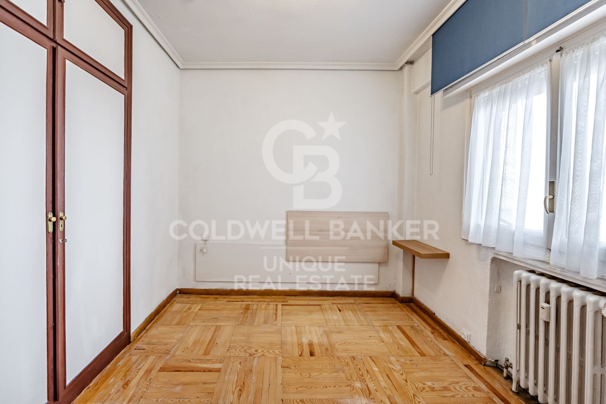 Flat 4 Bedrooms Sale Madrid