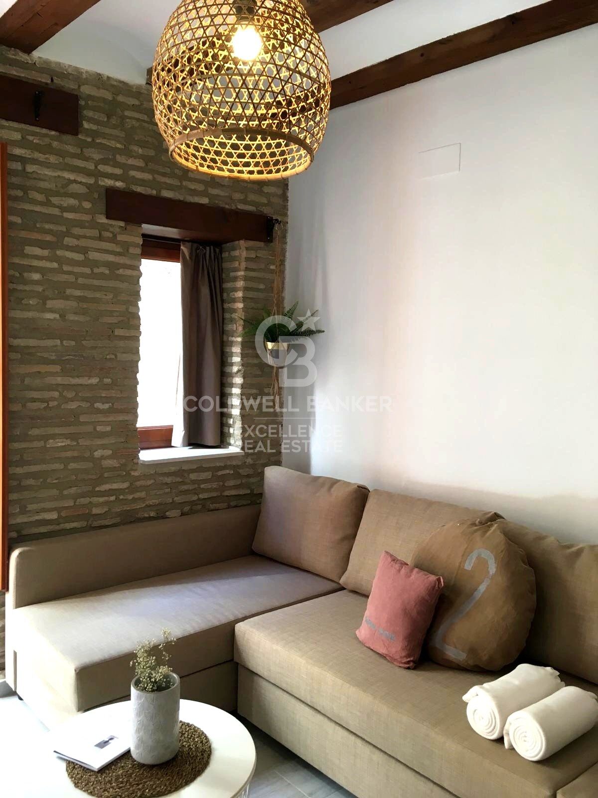 Charming flat with natural light next to Calle Colón