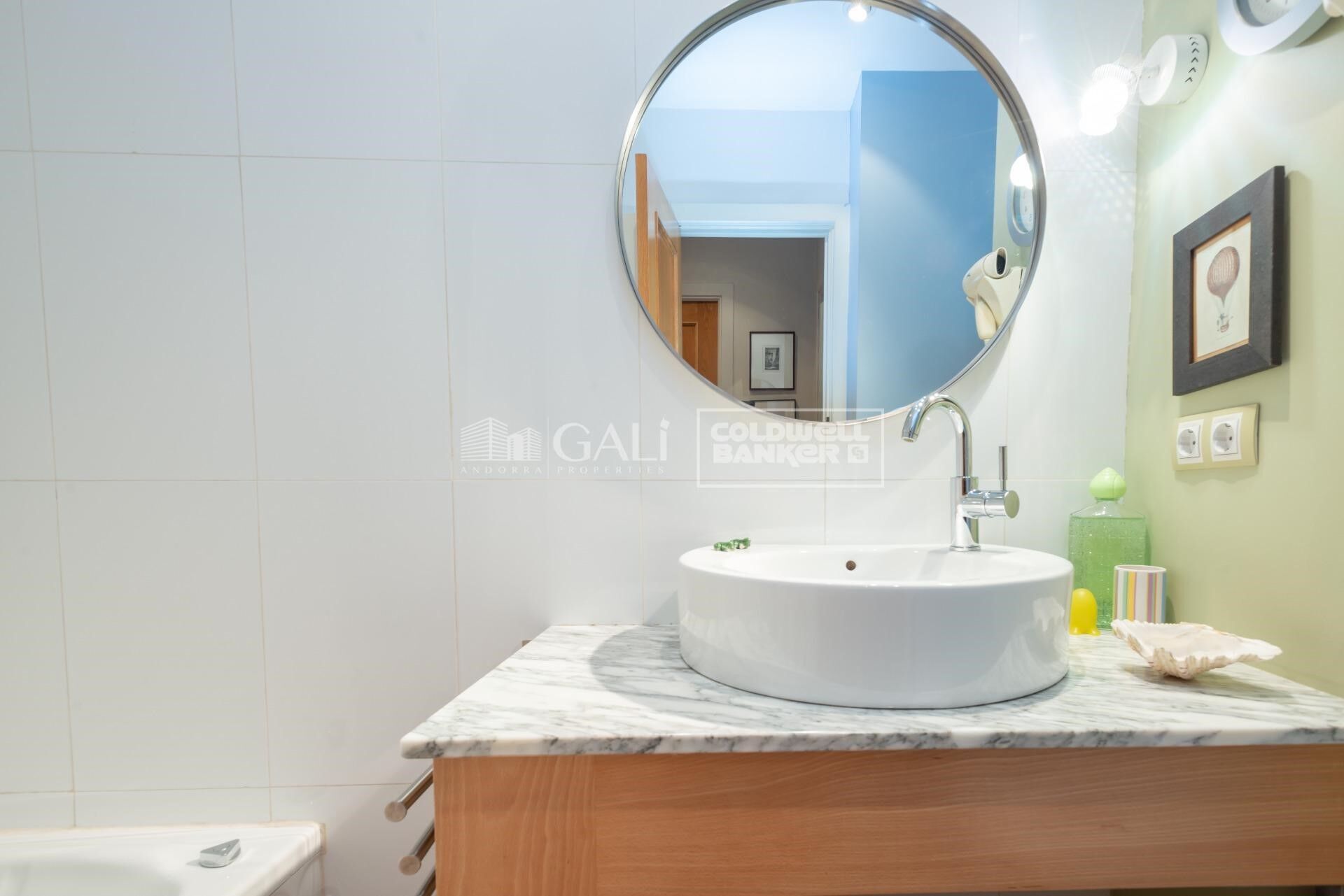 Apartment 4 Bedrooms Sale Andorra la Vella