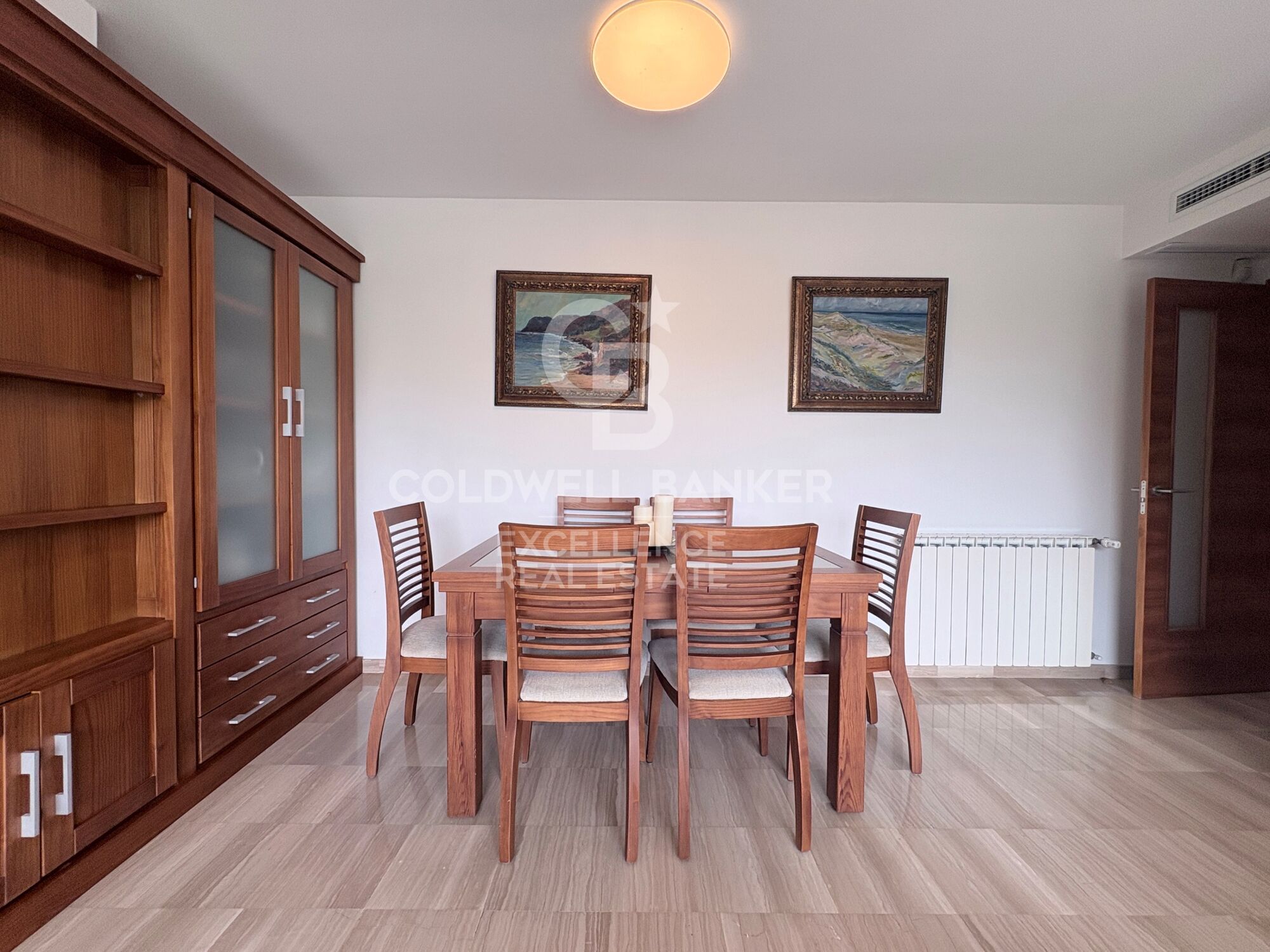 Exclusivo piso de 122 m² con amplia terraza, garaje y trastero en residencial privado junto a la Ciudad de las Artes y las Ciencias
