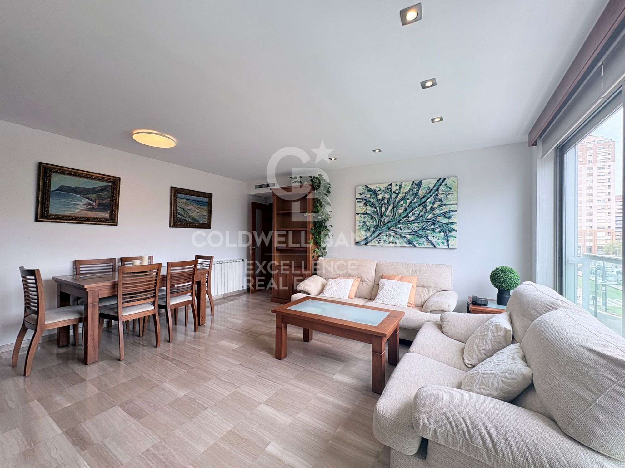 Appartement exclusif de 122 m² avec grande terrasse, garage et débarras dans une résidence privée à côté de la Ville des Arts et des Sciences