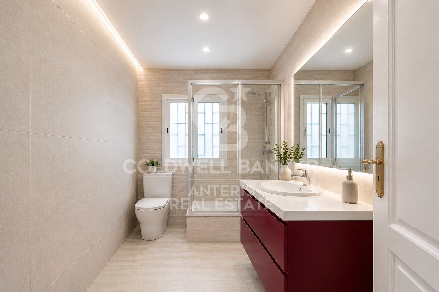 Amplio piso exterior con encanto en 'LAntiga Esquerra de l'Eixample
