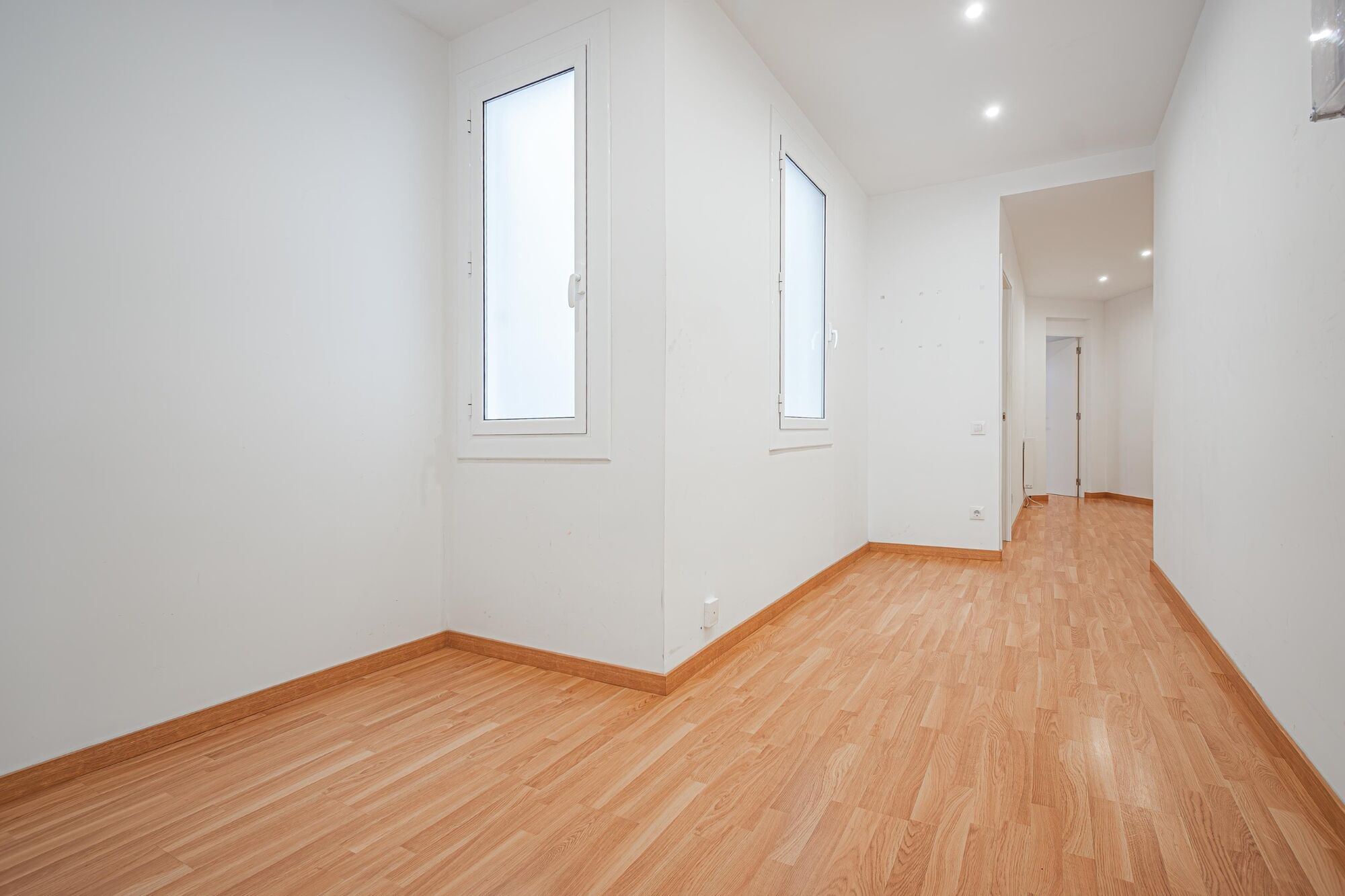 Bright Corner Apartment in L'Antiga Esquerra de l'Eixample