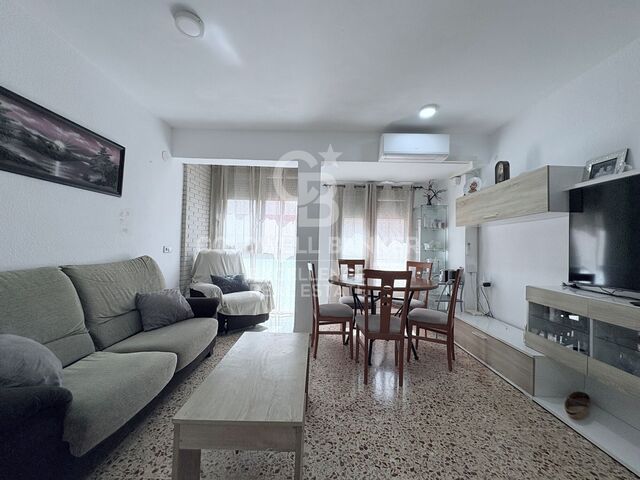 House with two independent houses and garage in Serra