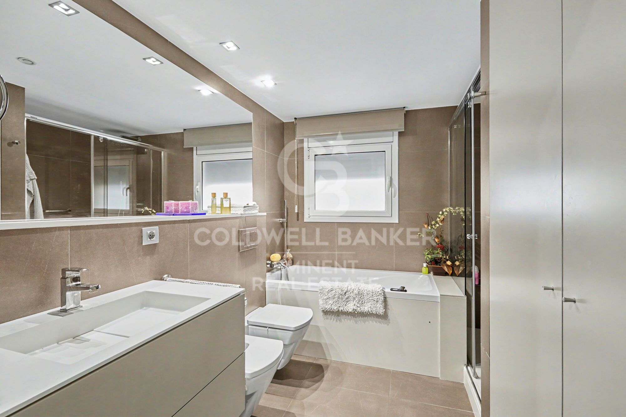 Piso en venta en Finestrelles con piscina