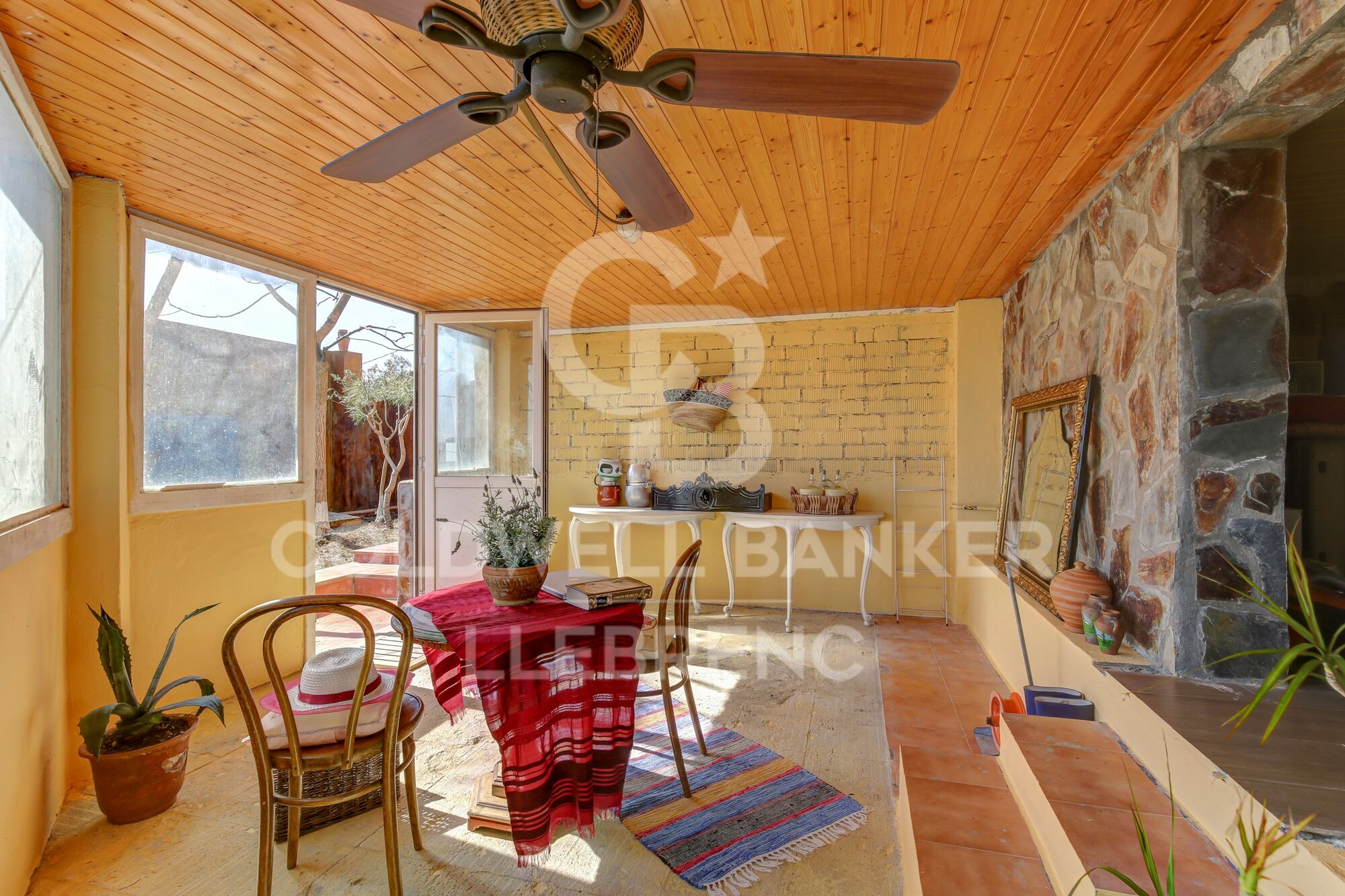House for rent in Vallvidrera with views of Barcelona and the sea