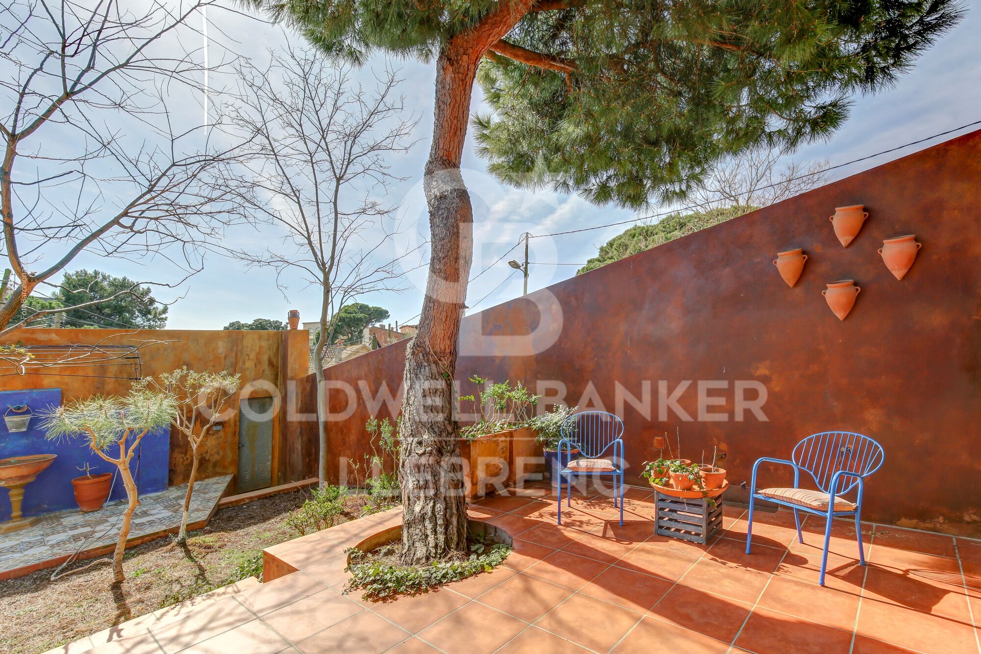 Casa en alquiler en Vallvidrera con vistas a Barcelona y al mar