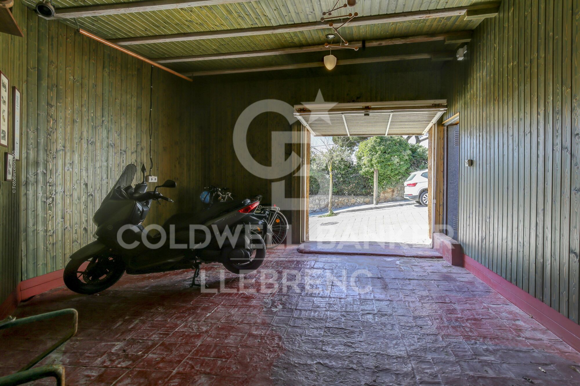 House for rent in Vallvidrera with views of Barcelona and the sea