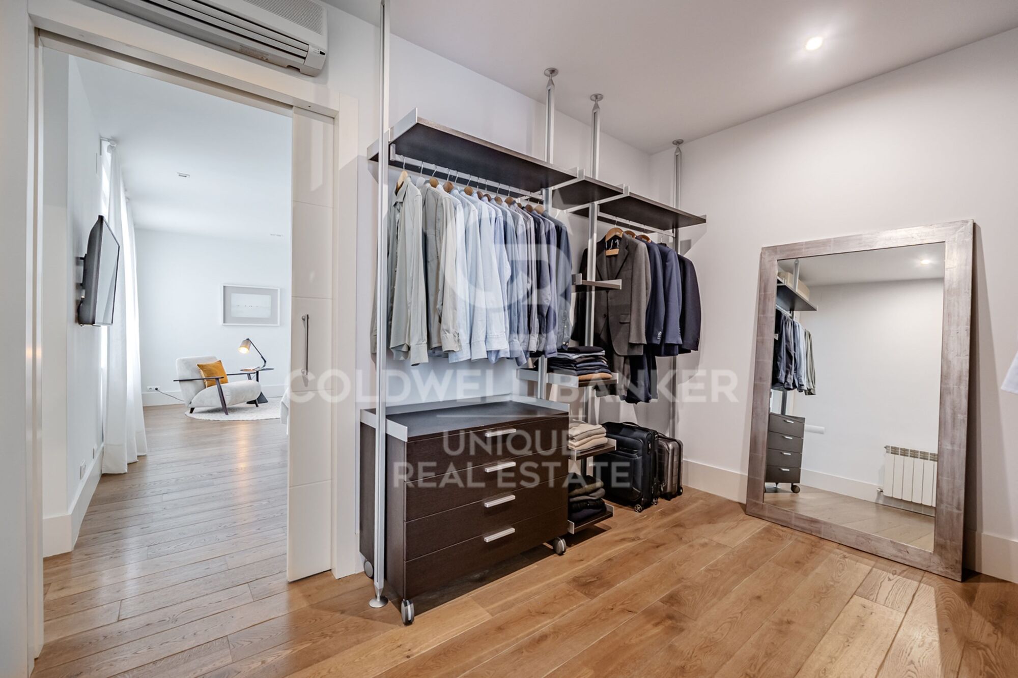 3 bedroom apartment with natural light and open views in Justicia