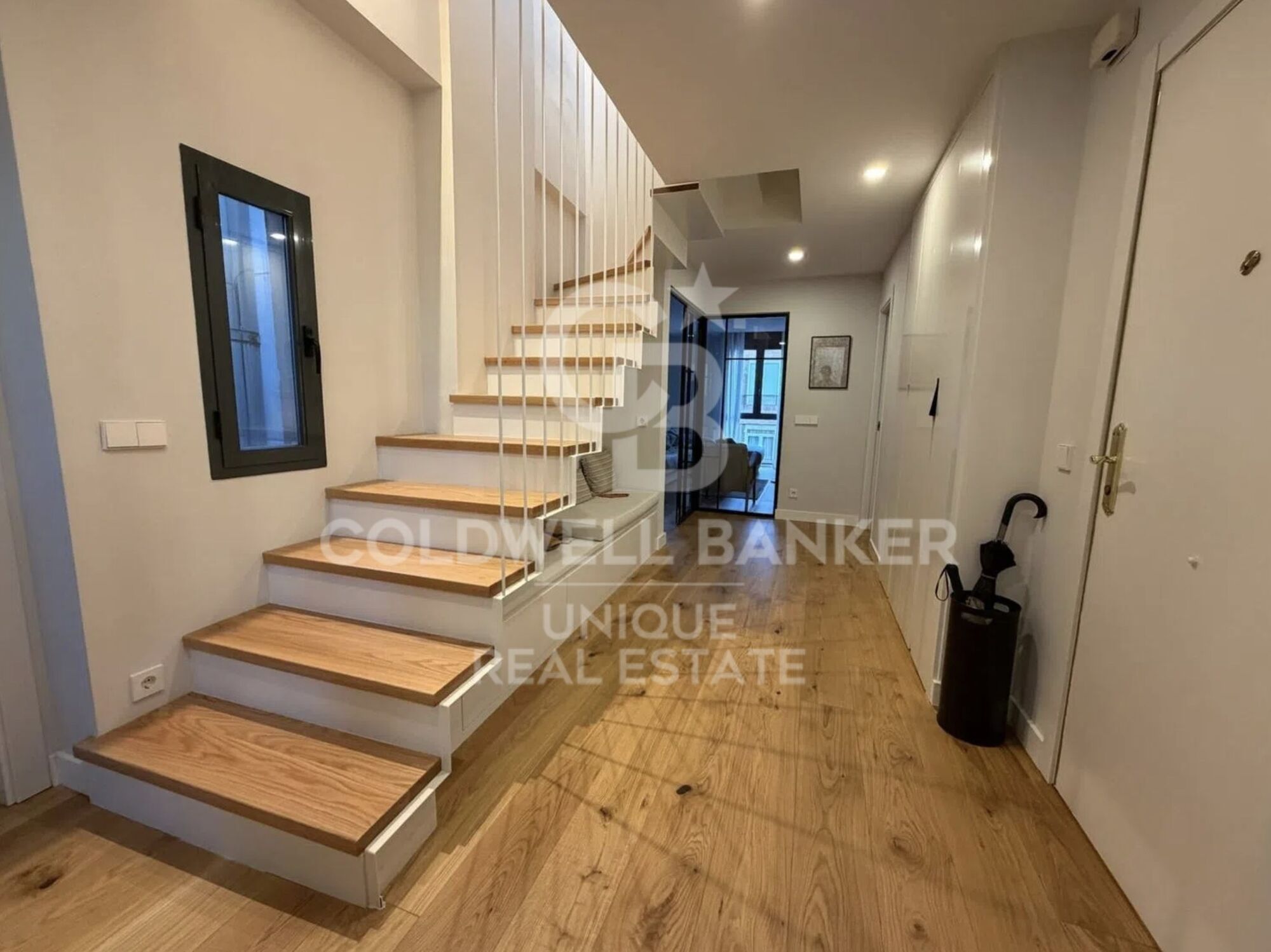 Renovated duplex with terrace, parking and storage room in Trafalgar, Madrid