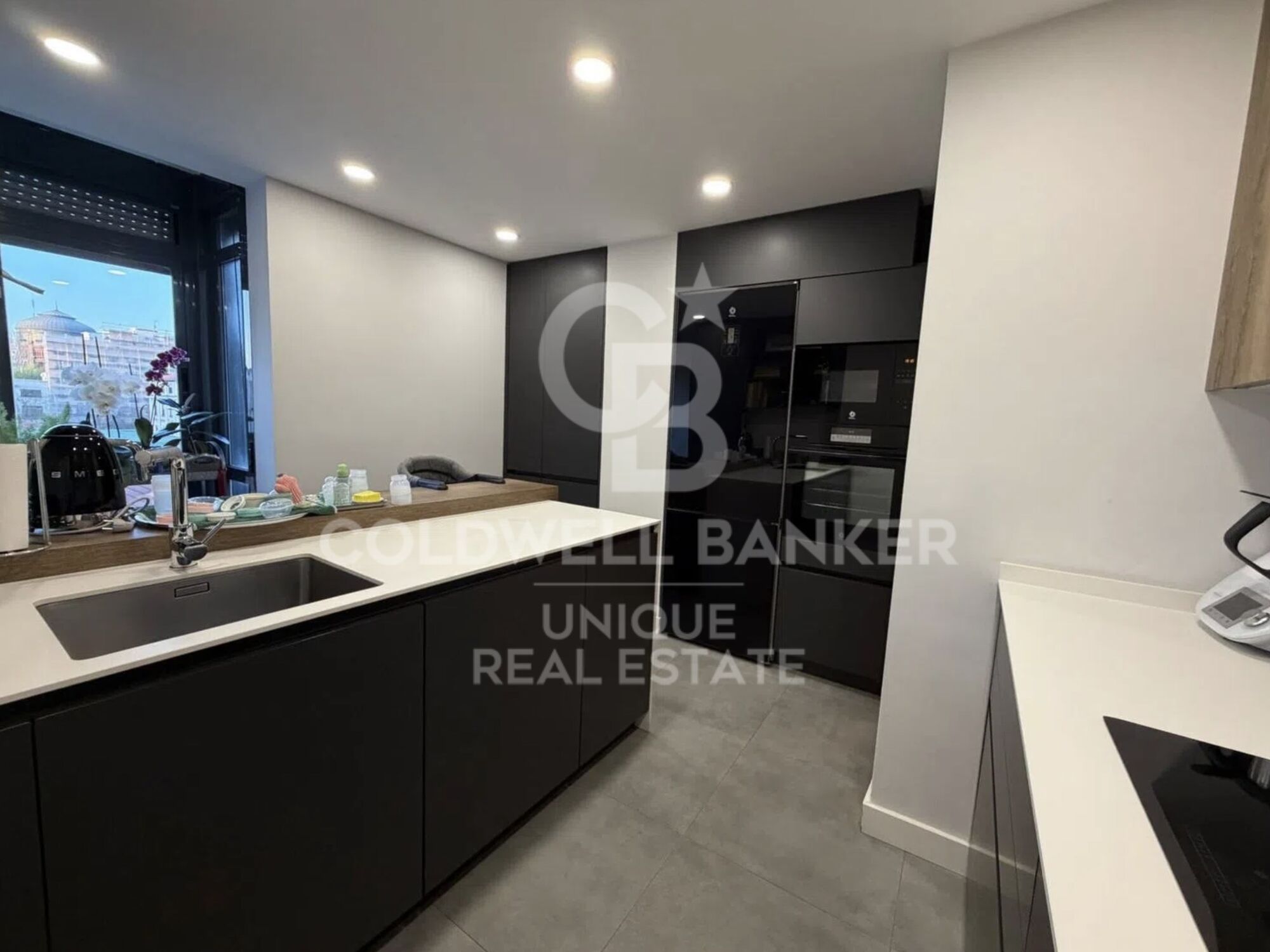 Renovated duplex with terrace, parking and storage room in Trafalgar, Madrid