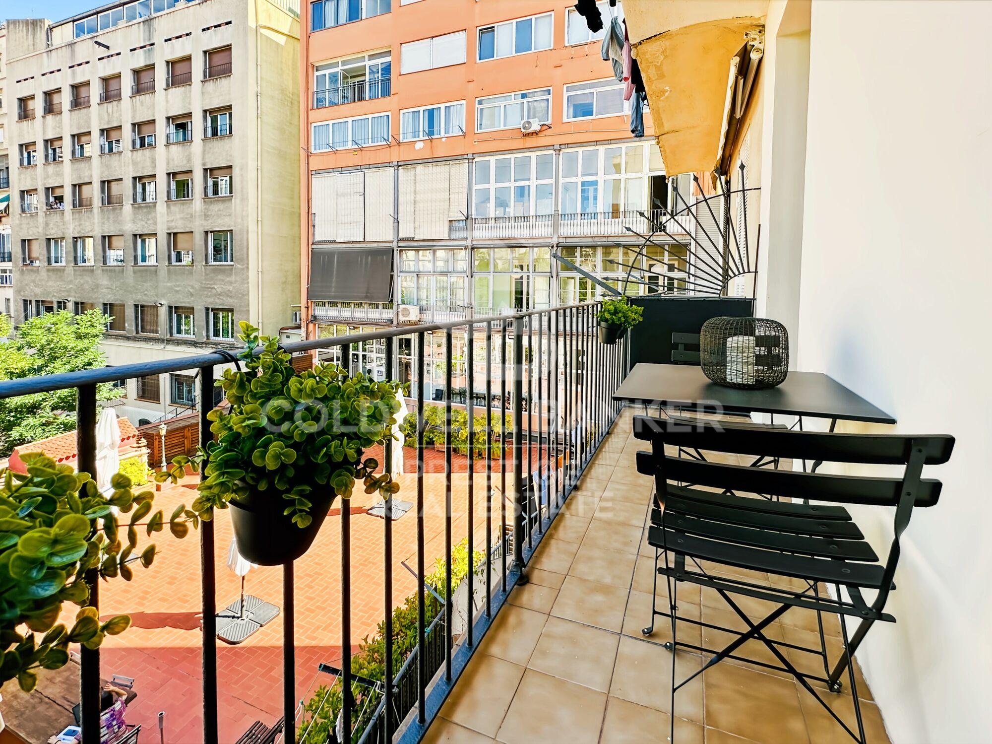 Exclusive renovated home in the heart of Eixample, next to Rambla de Catalunya