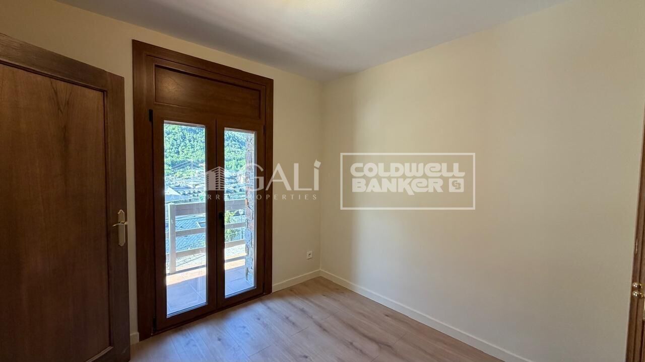 Town House 3 Bedrooms Rent Andorra la Vella