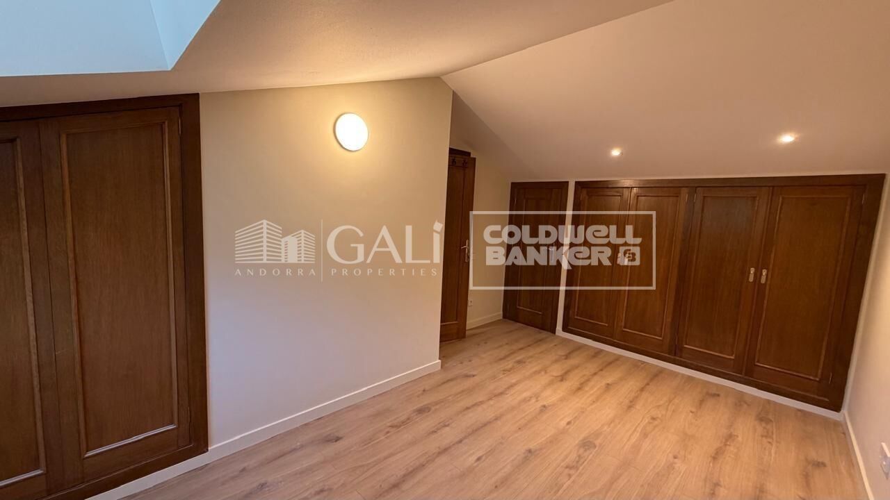 Town House 3 Bedrooms Rent Andorra la Vella