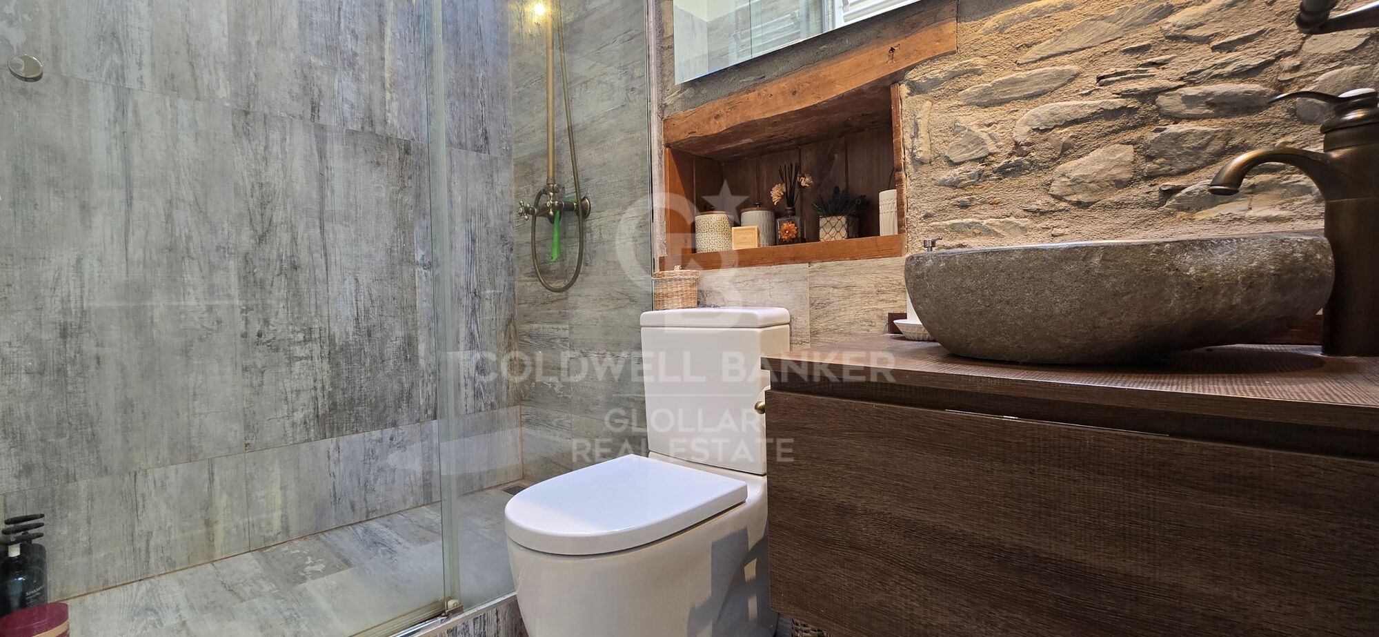 Beautiful fully equipped village house in Osséja