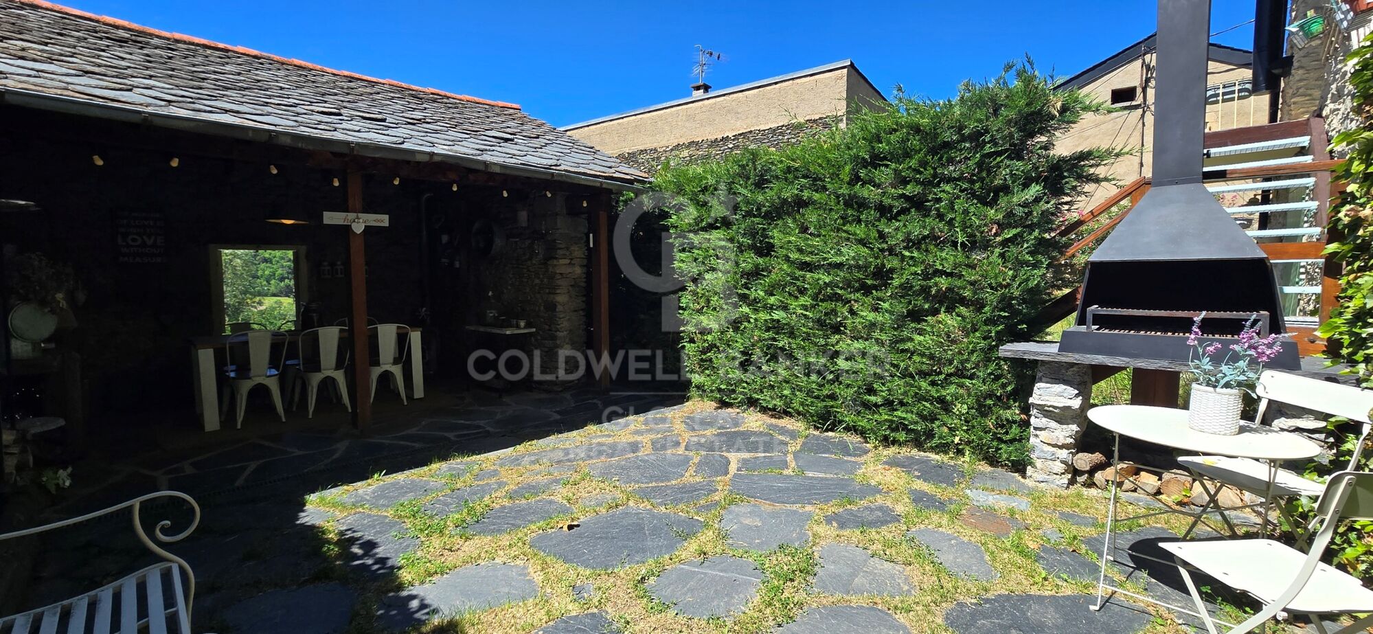 Beautiful fully equipped village house in Osséja