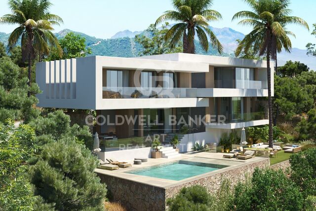 Exclusive Contemporary Villa Integrated into the Natural Surroundings of Monte Mayor