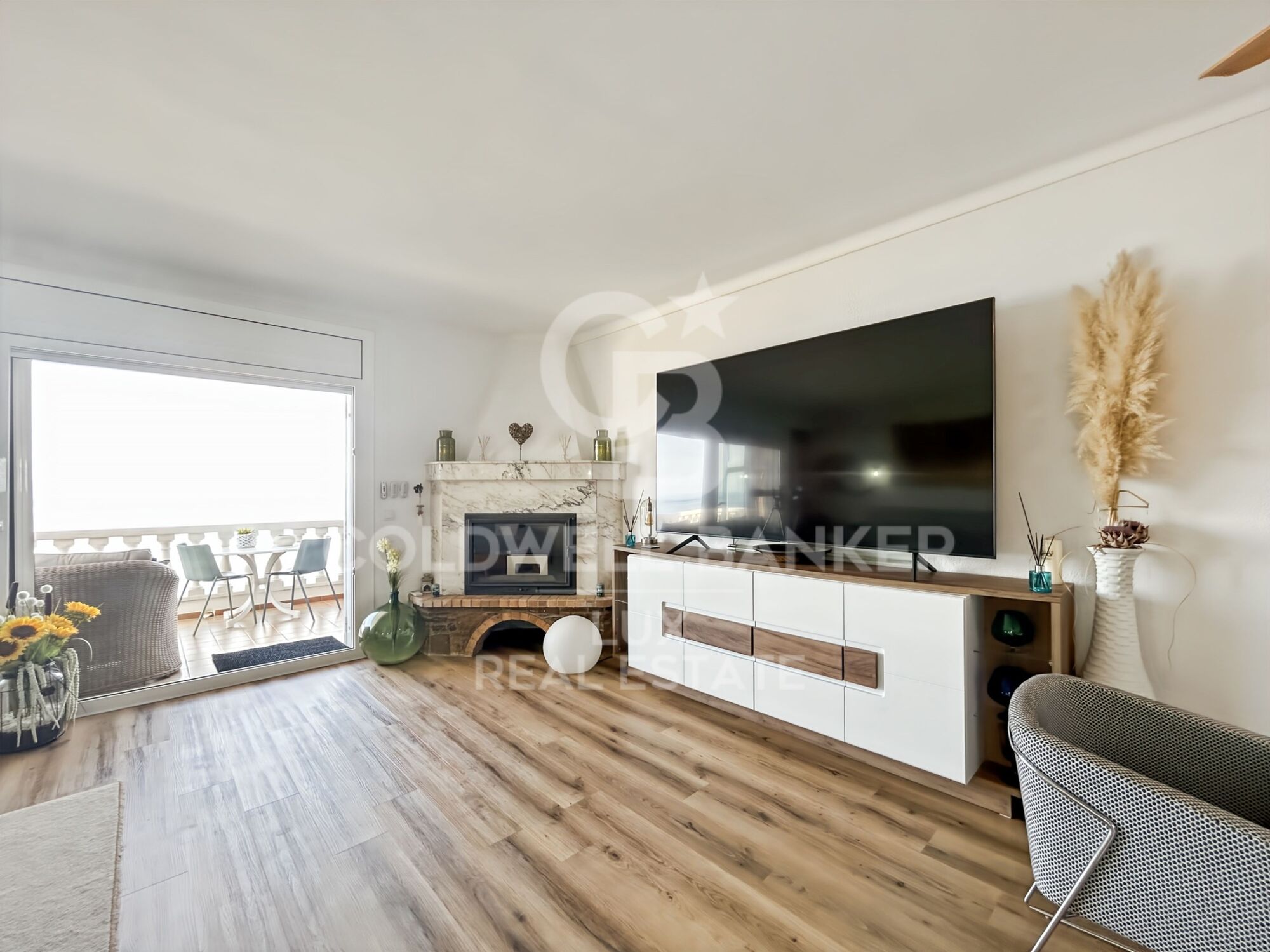 Appartement avec vue sur la mer, terrasse et garage privé