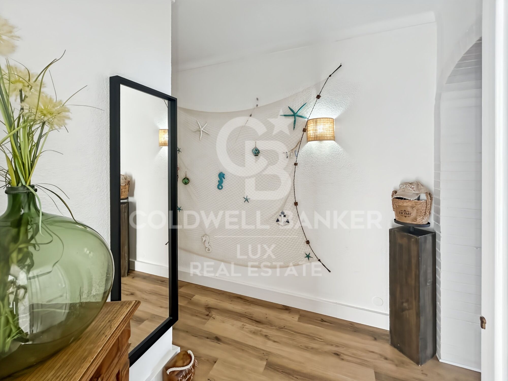 Appartement avec vue sur la mer, terrasse et garage privé