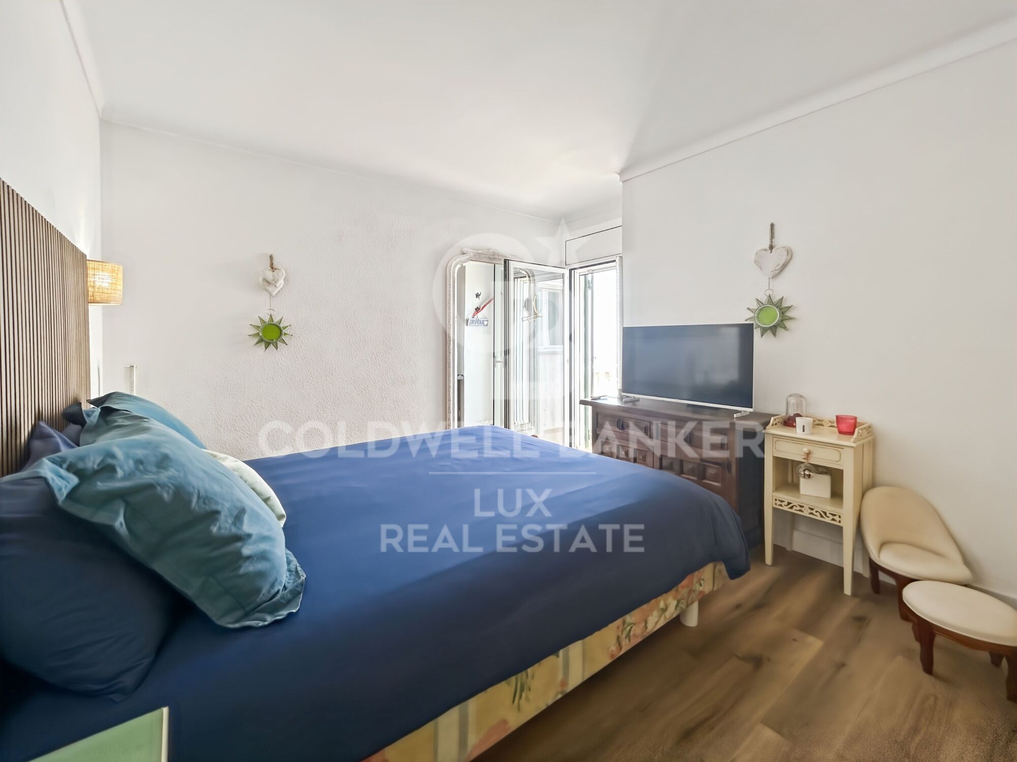 Appartement avec vue sur la mer, terrasse et garage privé