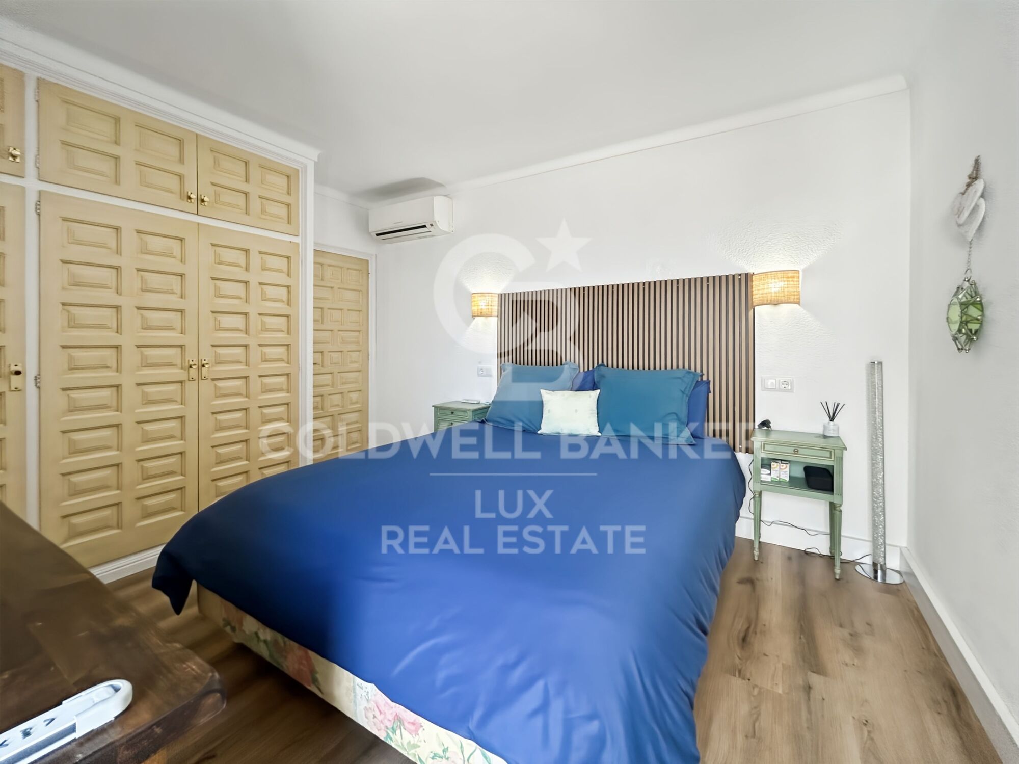Appartement avec vue sur la mer, terrasse et garage privé