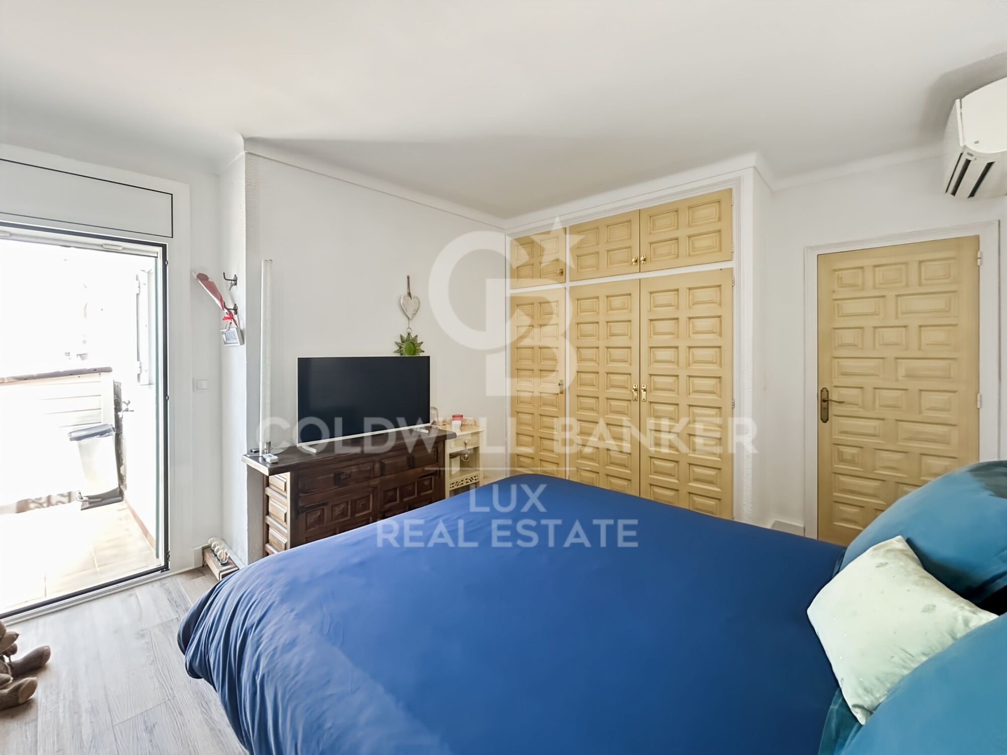 Appartement avec vue sur la mer, terrasse et garage privé