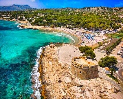 Villa Bagdad | Zeitgenössisches Design, Privatsphäre und mediterrane Exklusivität