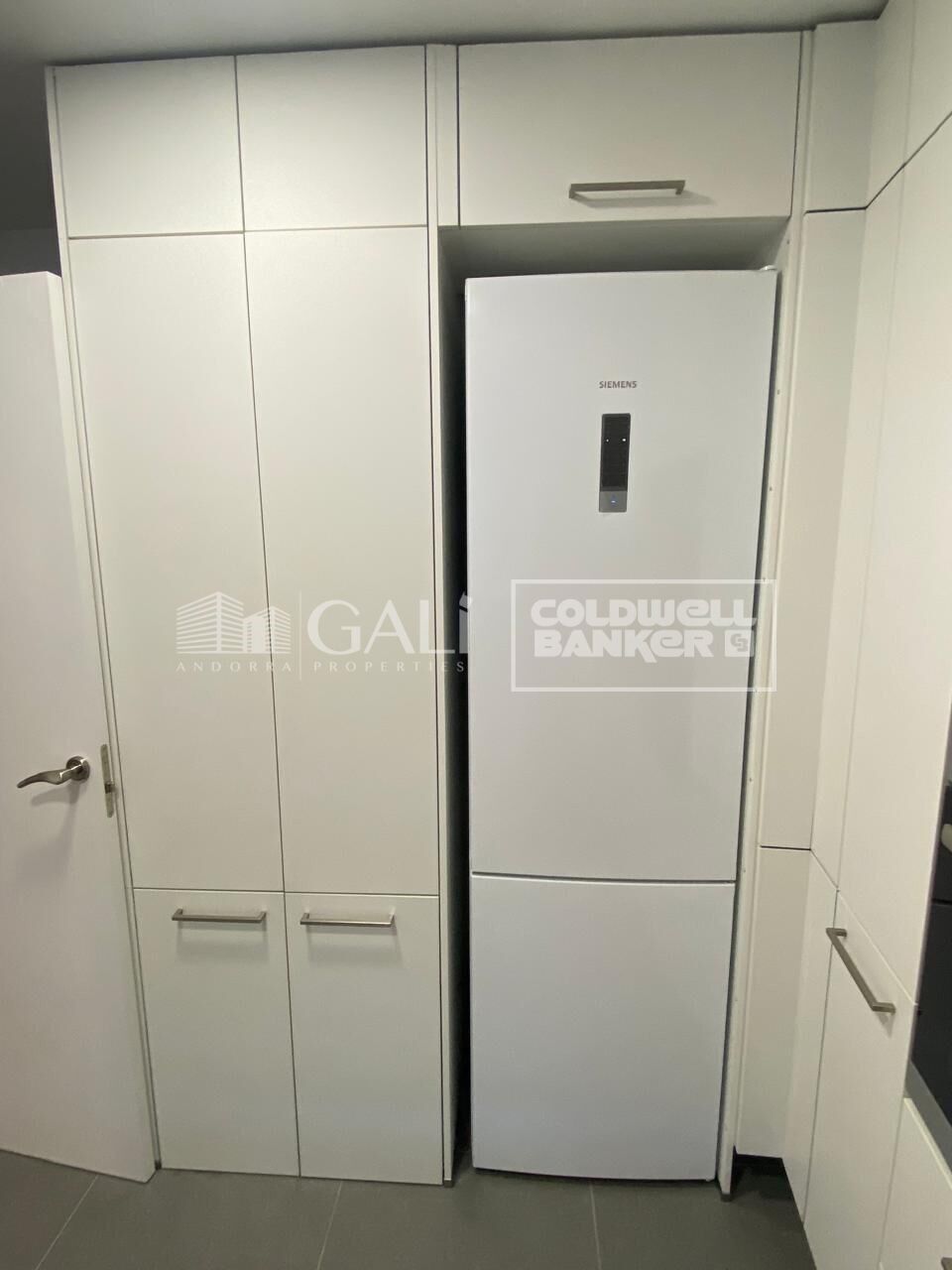 Penthouse 2 Schlafzimmer Vermietung Encamp