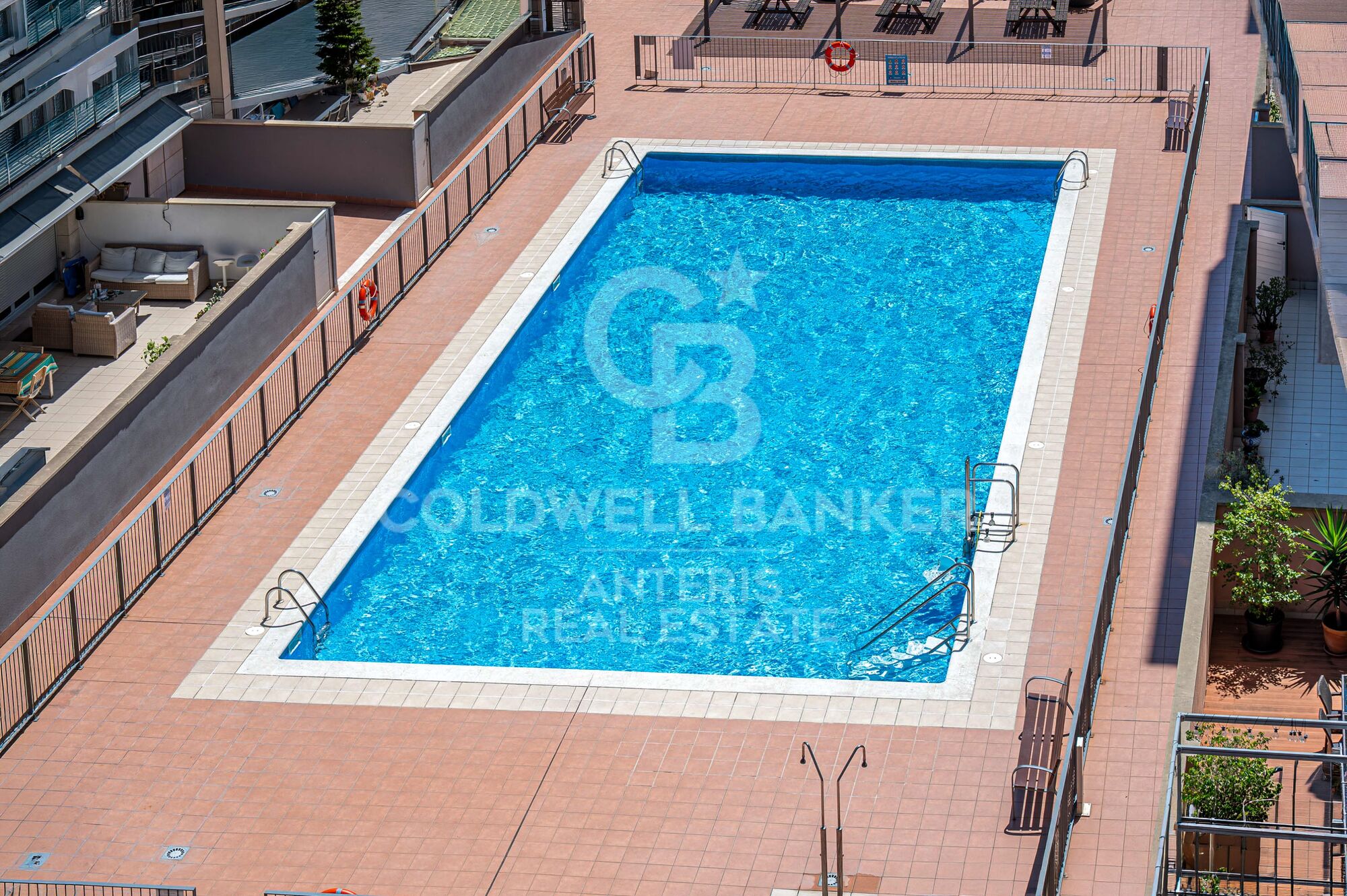 Exclusivo ático con doble terraza junto al Port de Badalona