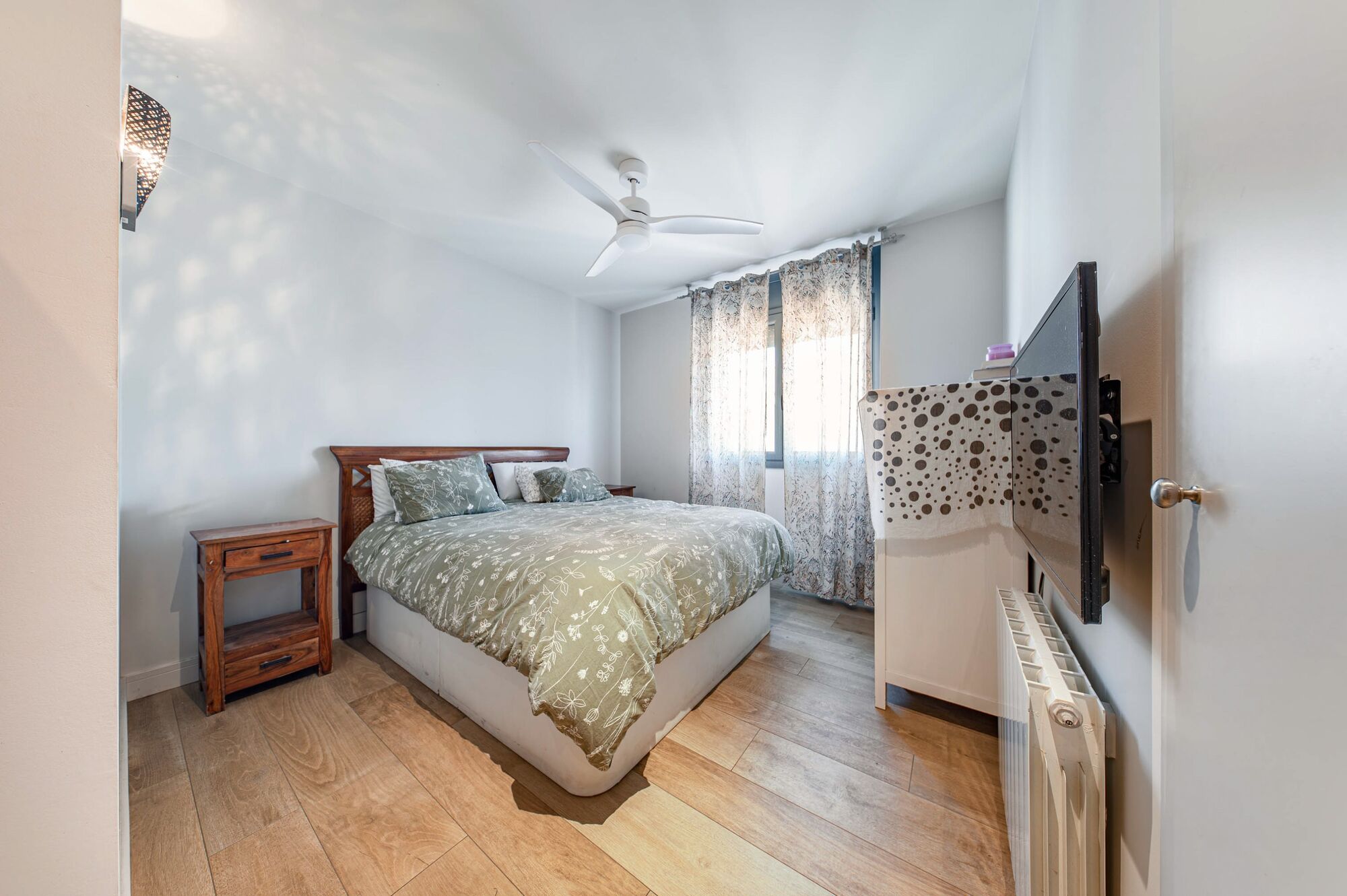 Exclusivo ático con doble terraza junto al Port de Badalona
