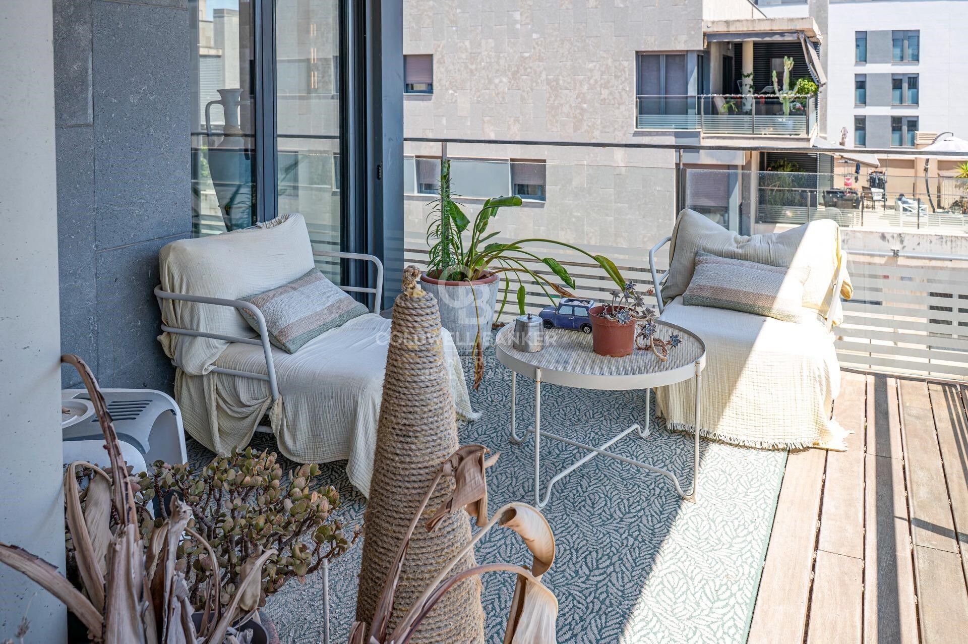 Exclusivo ático con doble terraza junto al Port de Badalona