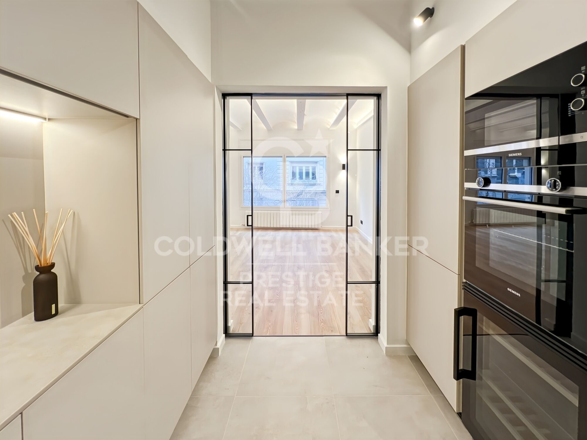 Luxury flat for sale near Francesc Macia, Barcelona