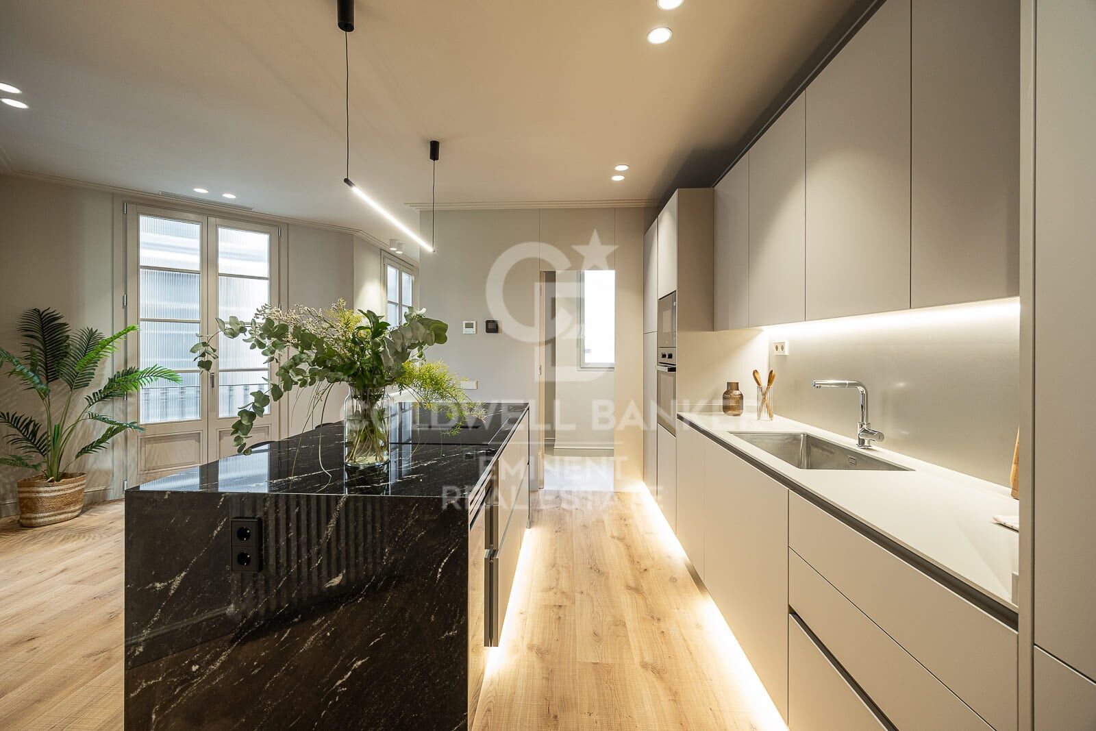 Brand new renovated apartment in Gran Vía-Girona. The luxury of living in the Eixample district