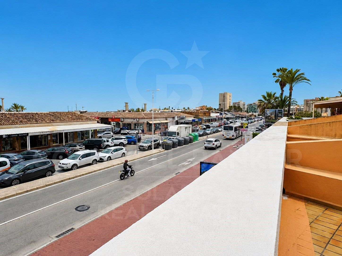 Exclusive Apartment for Annual Rent on the Arenal Frontline, Jávea