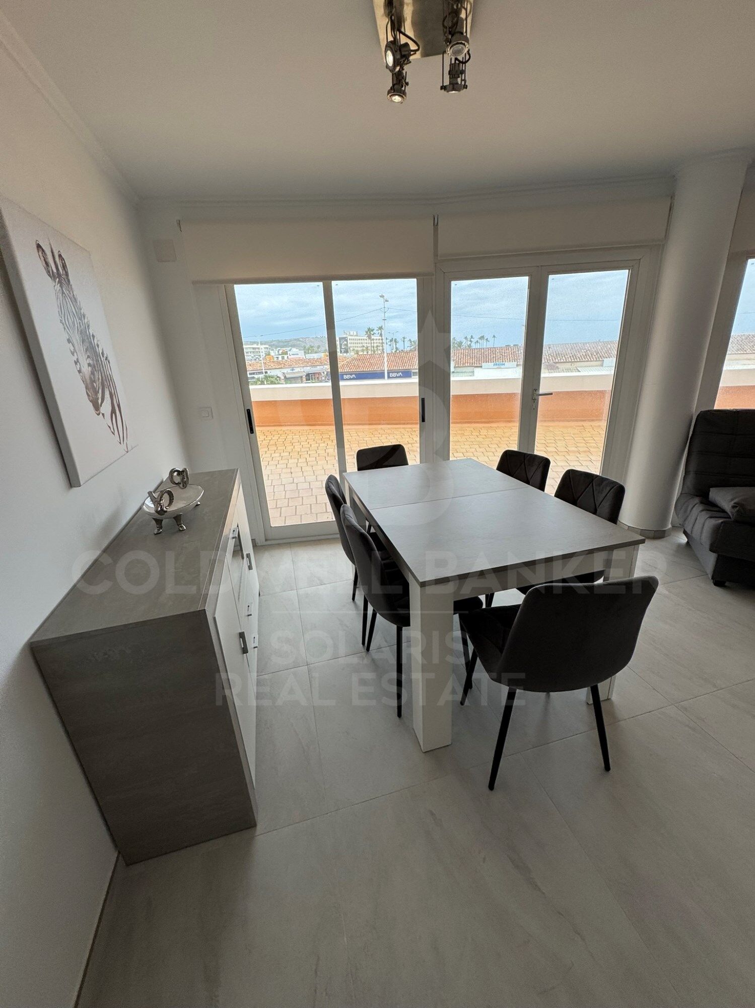 Exclusive Apartment for Annual Rent on the Arenal Frontline, Jávea