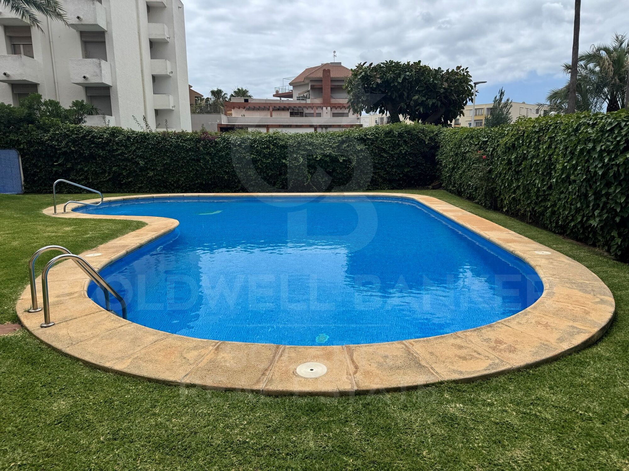 Exklusive Wohnung zur Jahresmiete an der Arenal-Frontlinie, Jávea