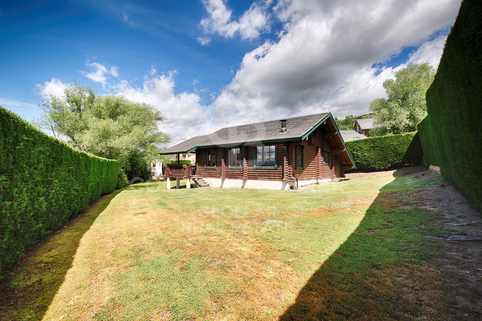 Maison exclusive avec jardin ensoleillé à Bajande
