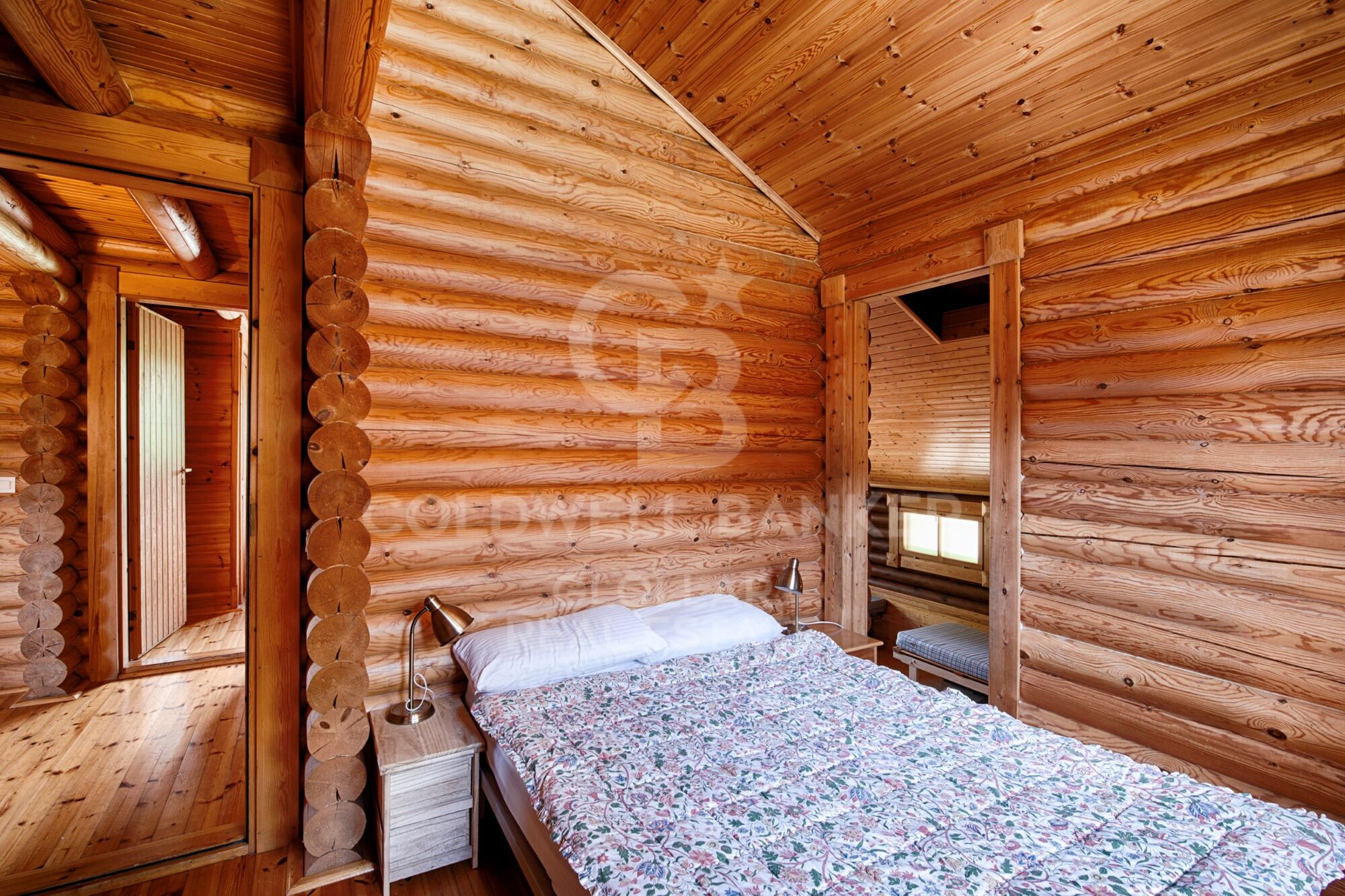 Exclusiva casa con jardín soleado en Bajande