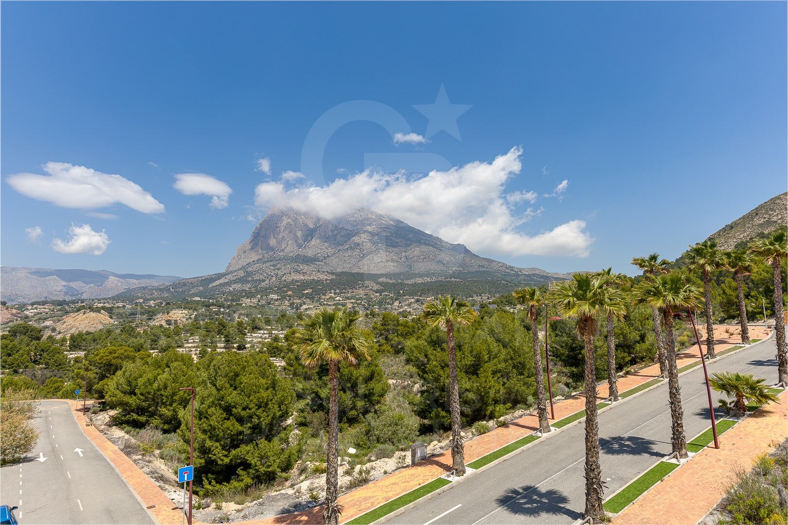 New Modern Villa in Finestrat next to the golf