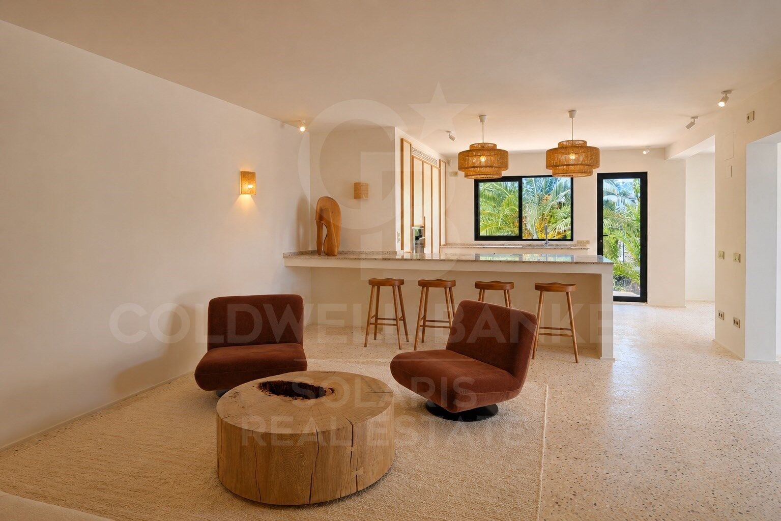 Exclusiva Villa con Vistas Panorámicas al Mar en una de las Mejores Ubicaciones de Jávea
