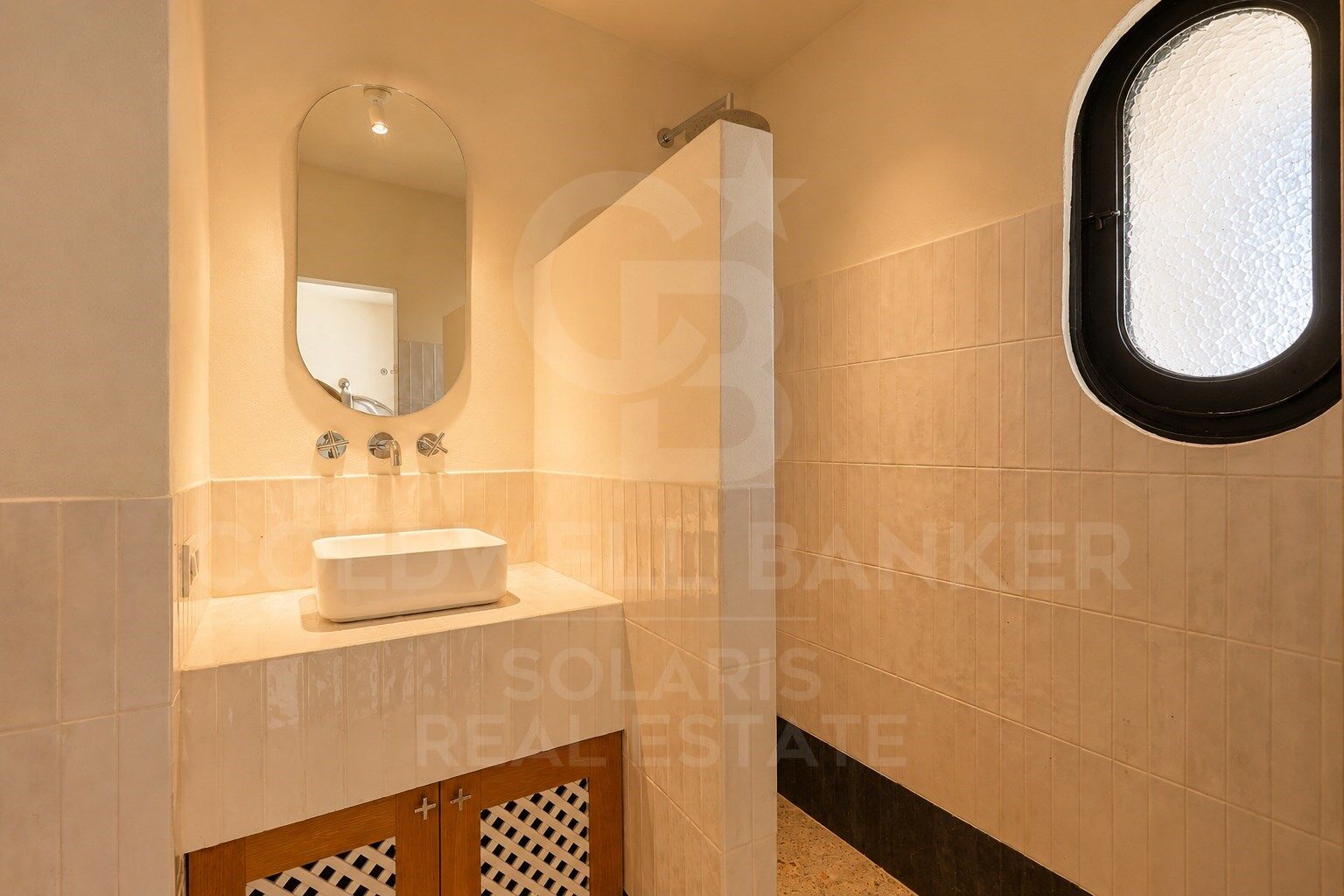 Exclusiva Villa con Vistas Panorámicas al Mar en una de las Mejores Ubicaciones de Jávea