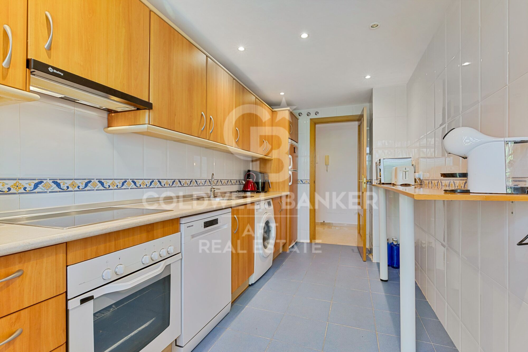 Appartement exclusif de 3 chambres dans une résidence sécurisée avec piscine à Estepona