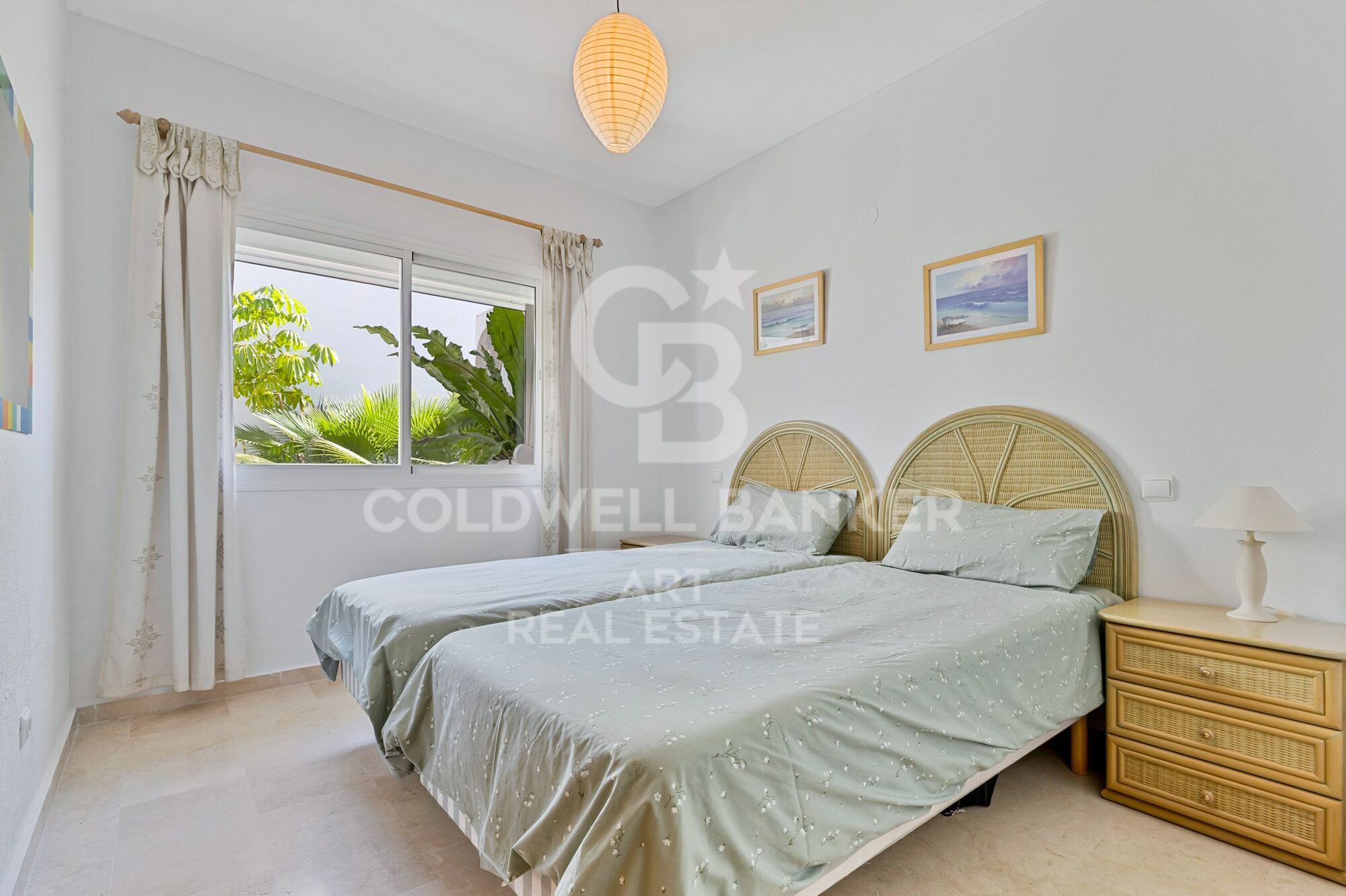 Appartement exclusif de 3 chambres dans une résidence sécurisée avec piscine à Estepona