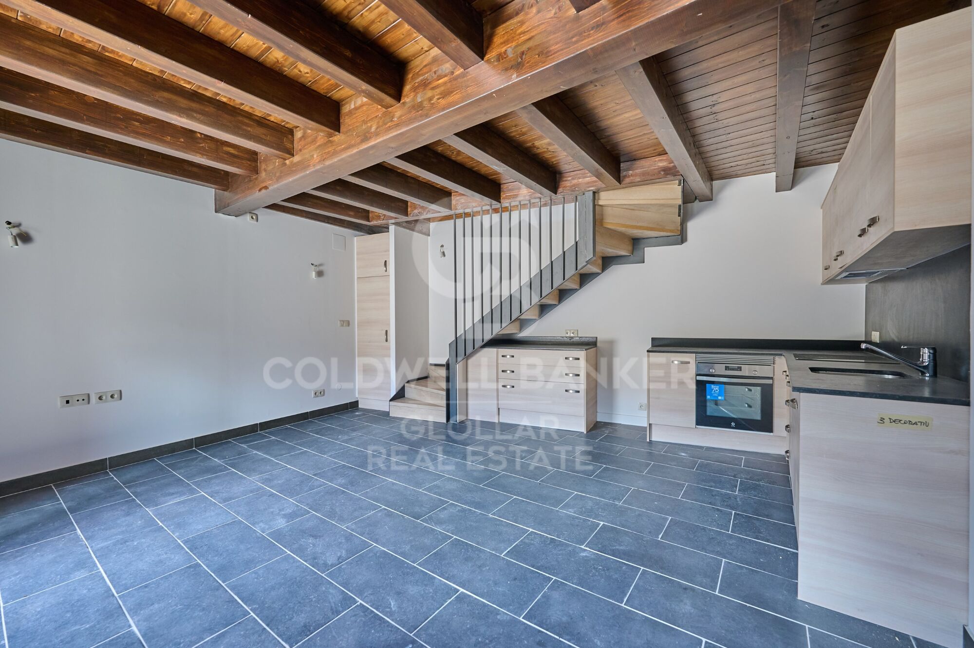Exclusive charming semi-detached house in Valcebollère