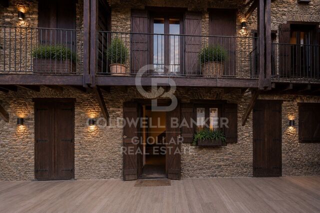 Exclusive charming semi-detached house in Valcebollère