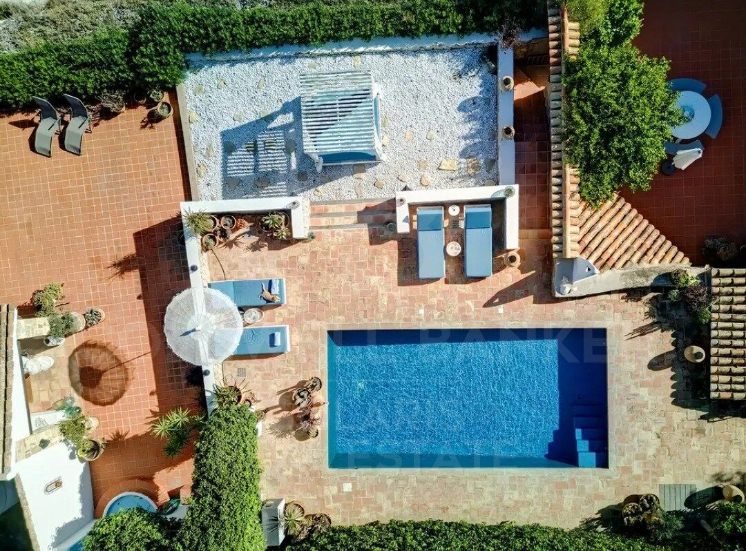Exklusive Mittelmeer-Finca im Ibiza-Stil mit Panoramablick auf das Meer in Benissa