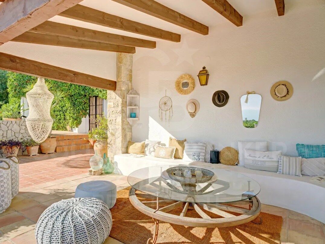 Exklusive Mittelmeer-Finca im Ibiza-Stil mit Panoramablick auf das Meer in Benissa